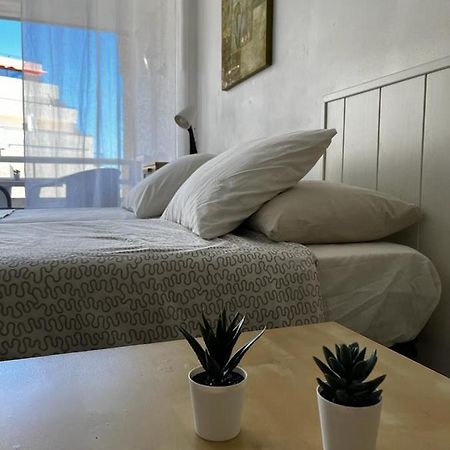 Borinquen Studio Apartment Playa Fanabe Exterior foto