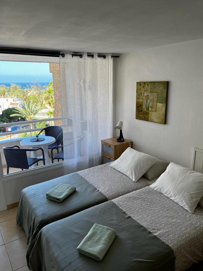 Borinquen Studio Apartment Playa Fanabe Exterior foto